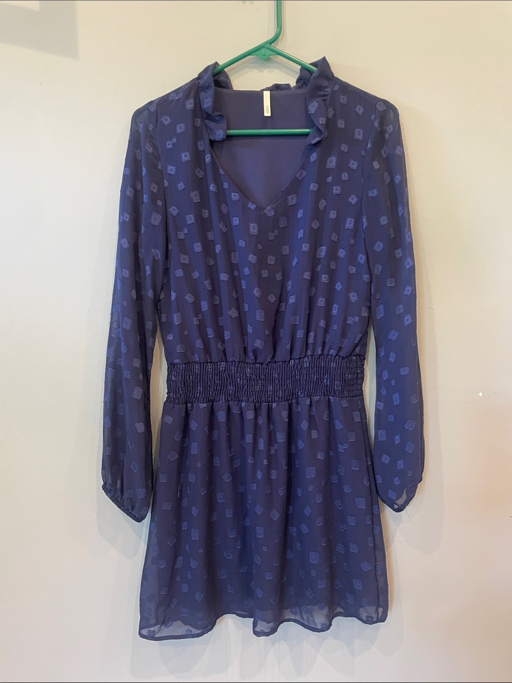 Blue Long-Sleeve V-Neck Smocked Waist Dress small pullover